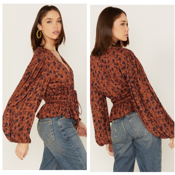 Jens Pirate Booty Wildflower‎ Tarot Blouse in Rust Size Small - Picture 2 of 10